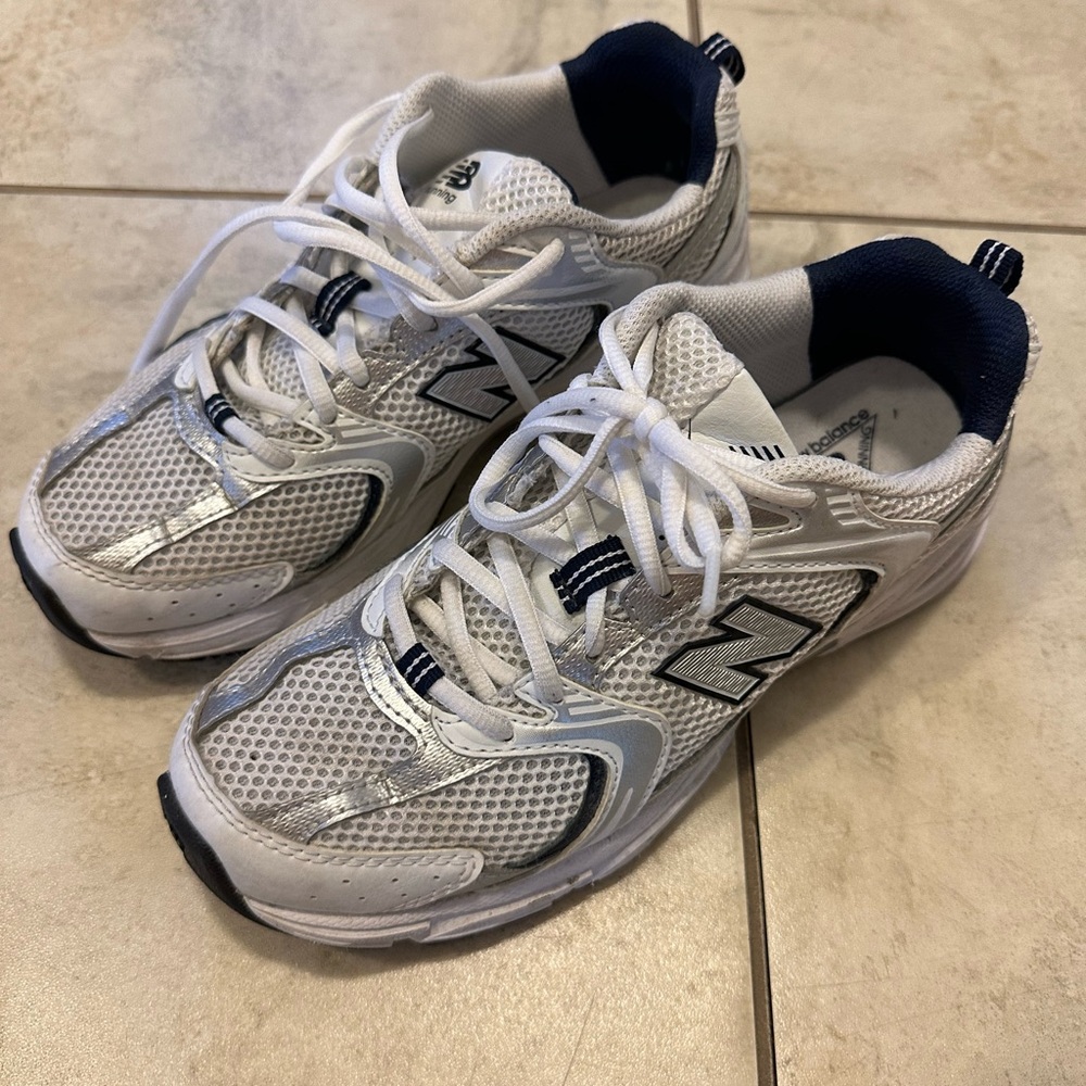 New Balance 530